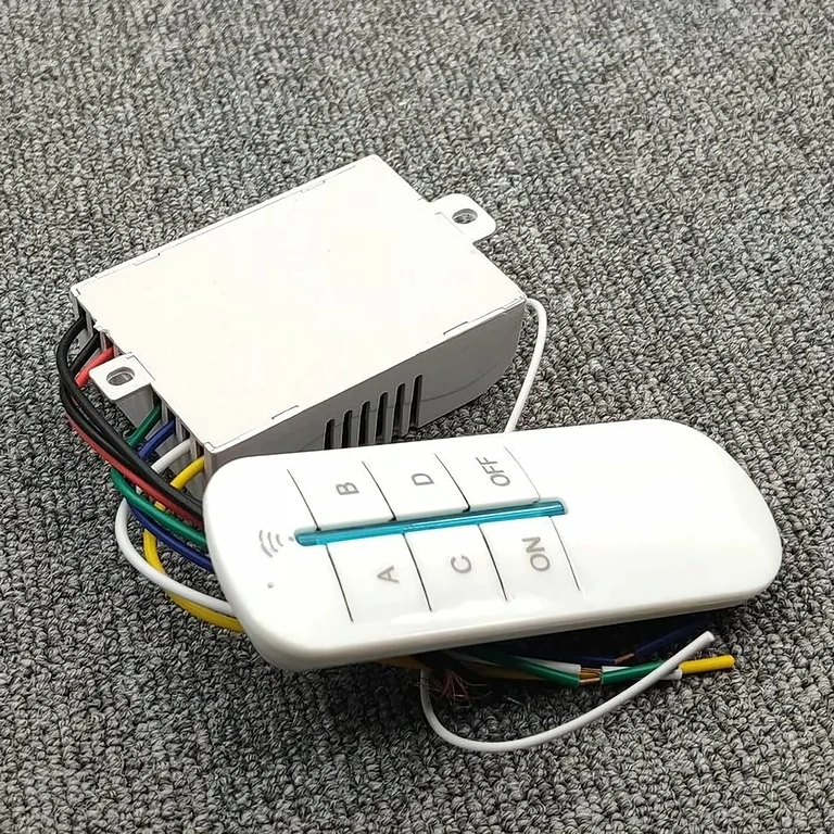 Gaismas kontrolieris ar RF tālvadību Gaismas slēdzis ar RF darbību 433 MHz