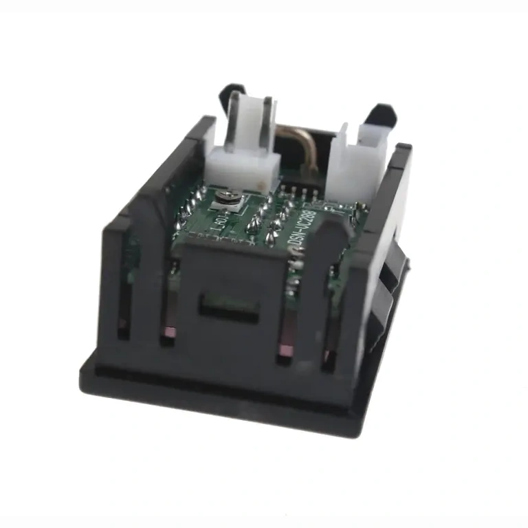 DC voltmetrs-ampermetrs ķēžu uzraudzībai