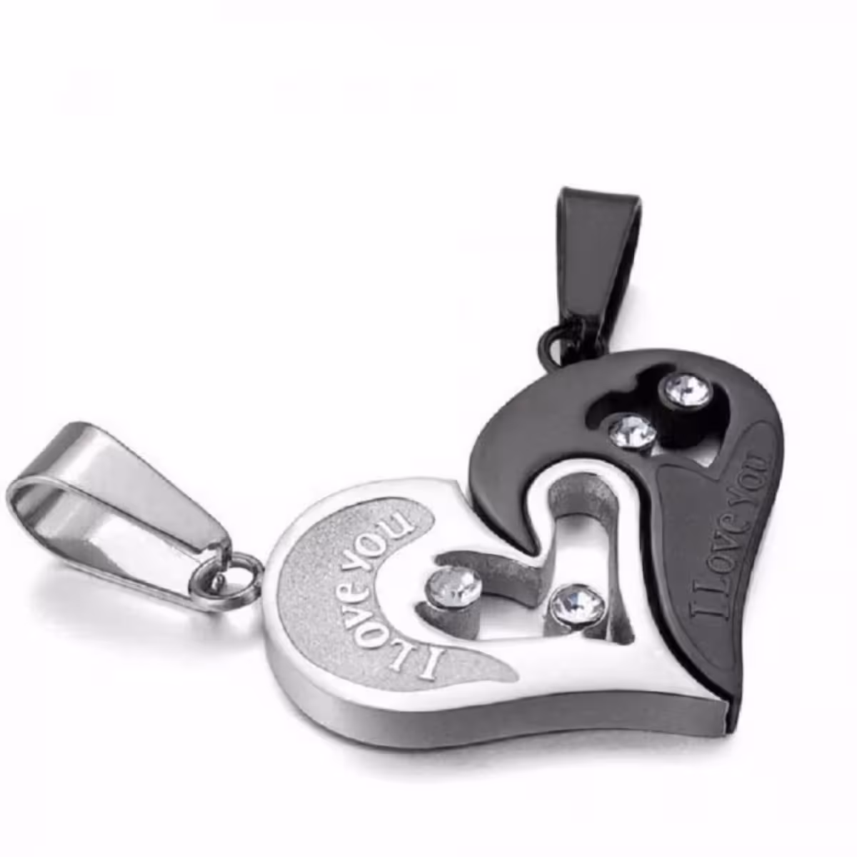 Divi sirds kuloni uz ķēdītēm pāriem