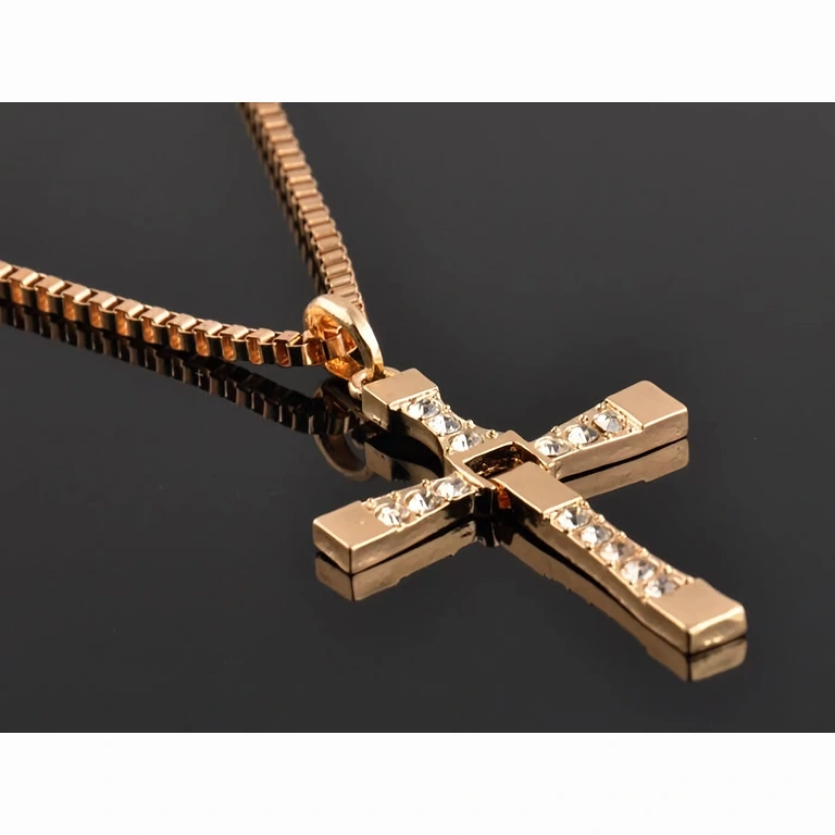 Zelta krusta kulons ar Swarovski sintētiskajiem akmeņiem