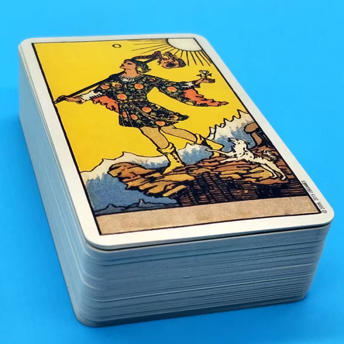 Mistiskais dizains un maģiskie simboli tarot kārtīs