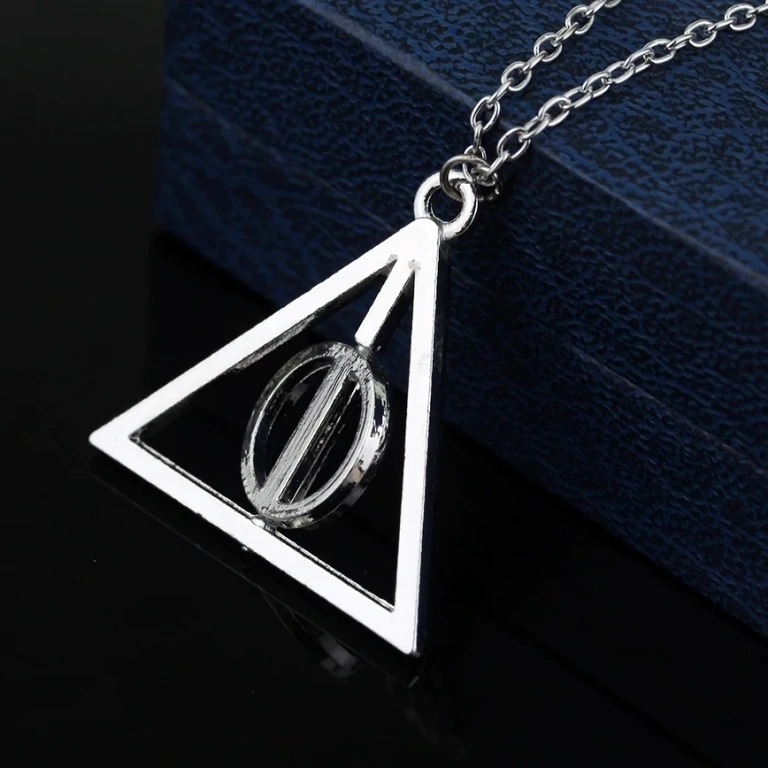 Harry Potter sudraba kaklarota – Nāves talismani Sudraba medaljons ar Deathly Hallows simbolu