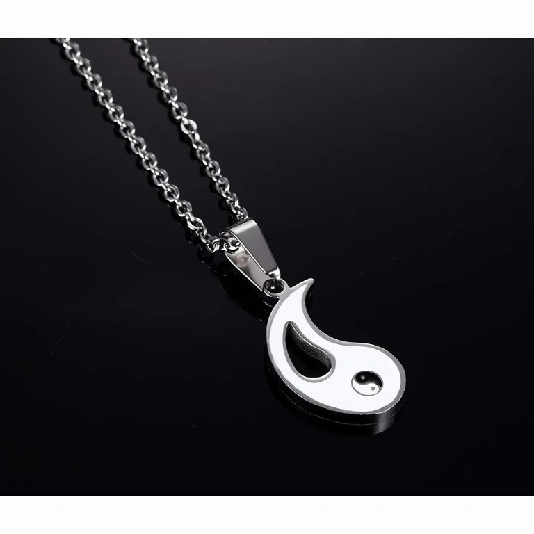 Yin Yang medaljons dalīts divām personām