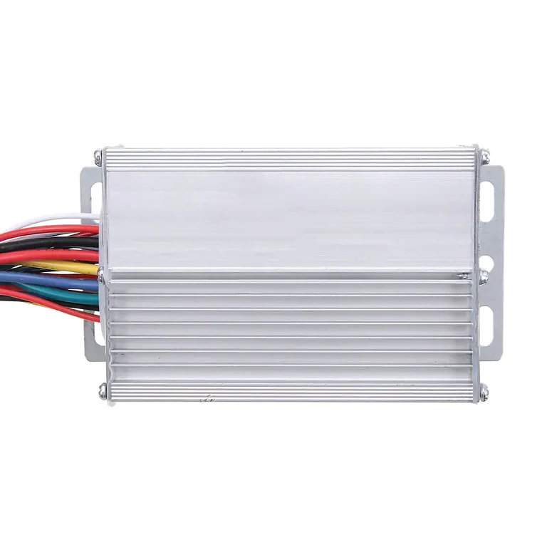 Universāls elektriskā skūtera kontrolieris 36V un 48V Kontrolieris elektriskajam skuterim ar automātisko noteikšanu 36V / 48V, 350W