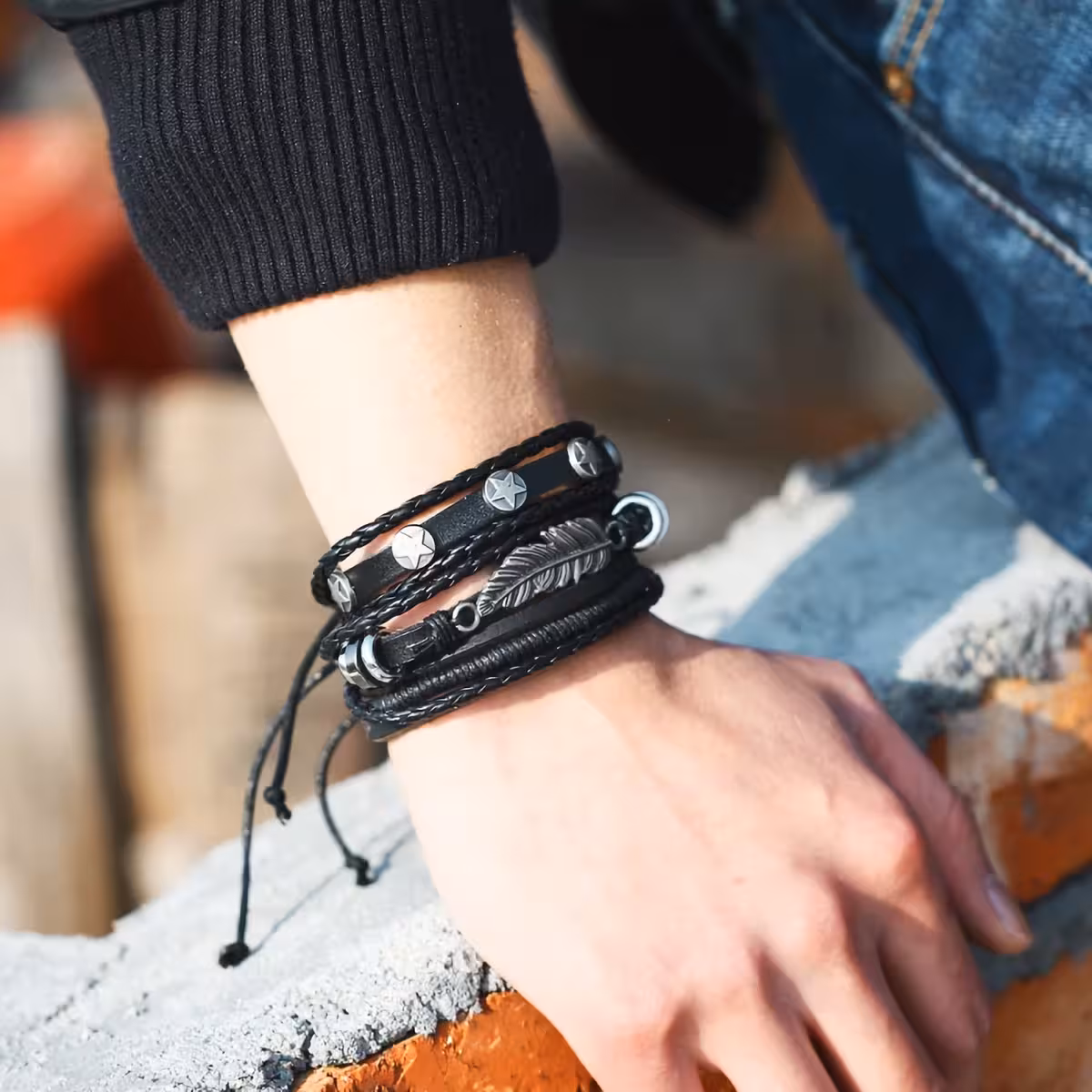 Regulējamas vīriešu aproces – mīksta un komfortabla āda