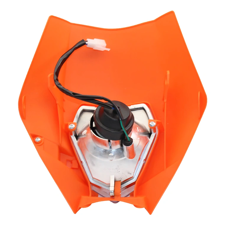 Streetfighter agresīvs dizains ar LED lukturi un polipropilēna masku