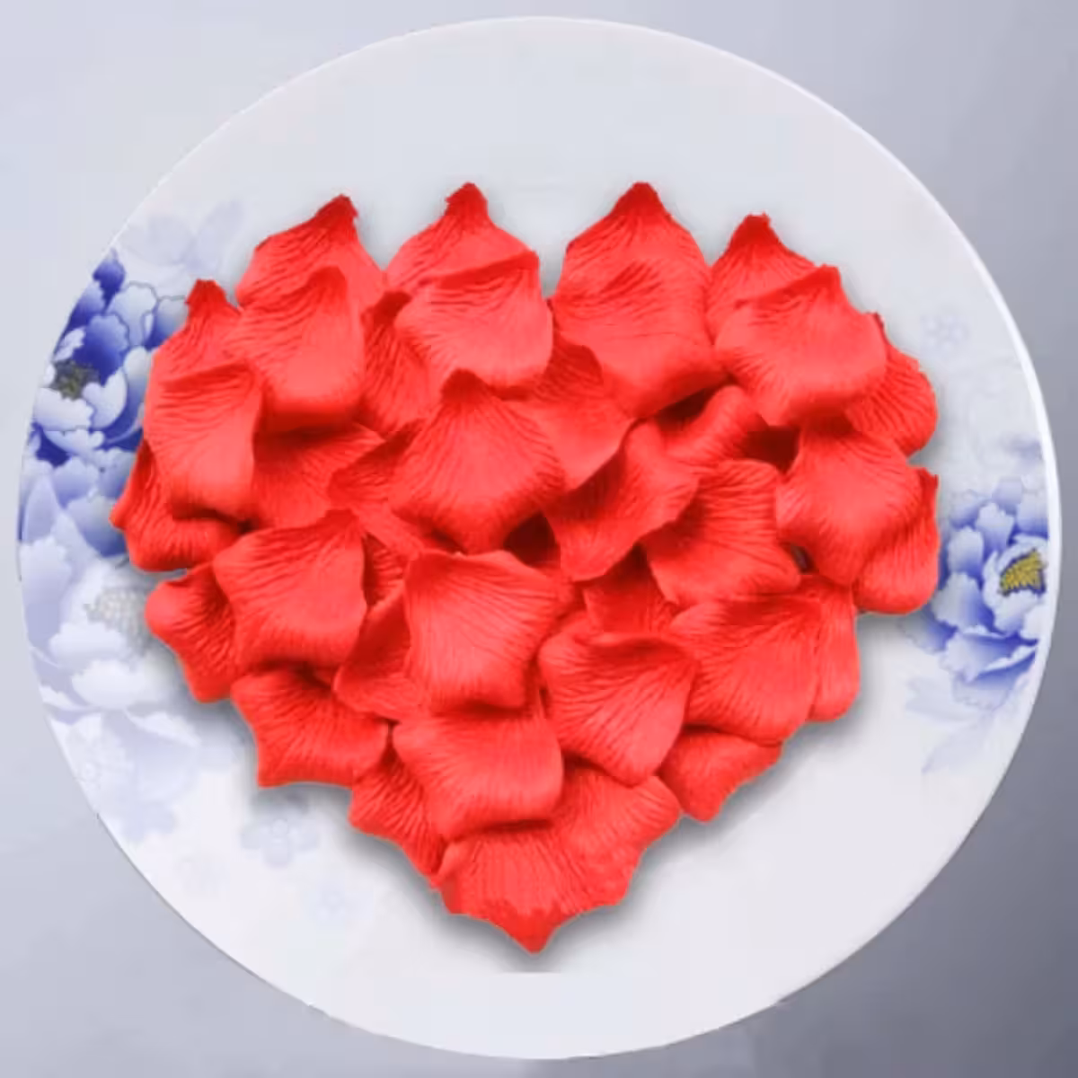 Auduma ziedlapiņas – netraucē un nelīp pie virsmām