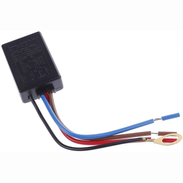 Iebūvēts dimmers ar 3 intensitātes līmeņiem LED spuldzēm