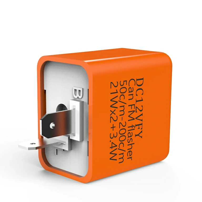 Elektroniskais relejs saderīgs ar ATV, darbojas ar LED vai spuldzēm