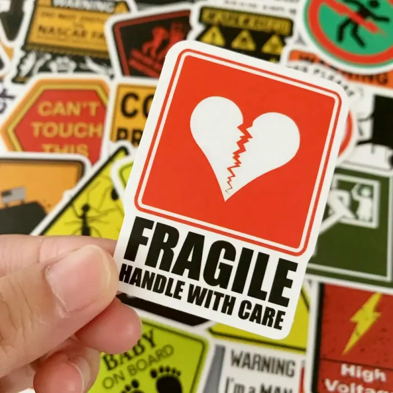 Ūdensizturīgas smieklīgas PVC uzlīmes Ūdensizturīgas un izturīgas smieklīgas uzlīmes