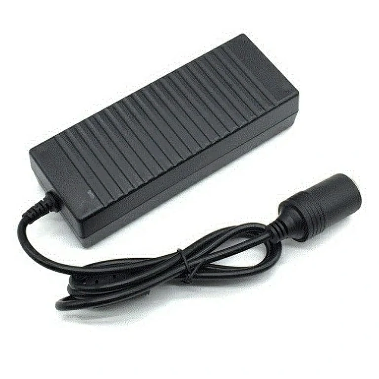 220V uz 12V pārveidotājs ar cigarešu ligzdu automašīnas ierīču barošanai