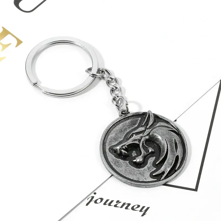 Ideāla dāvana The Witcher faniem – spīdīgi un izturīgi sakausējuma medaljoni