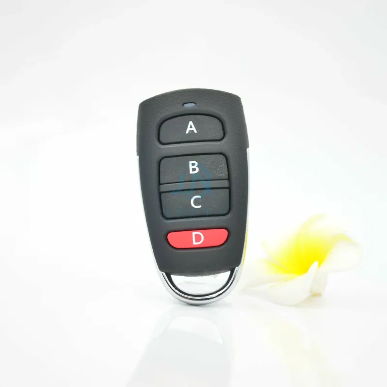 Universāla 433MHz tālvadība ar fiksētu 2262 kodu.