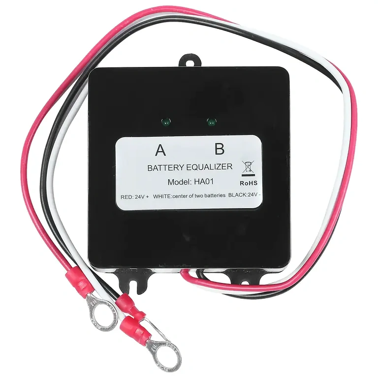 Automātiska akumulatoru sprieguma izlīdzināšana Automātisks sprieguma līdzsvarotājs sistēmās ar vairākiem akumulatoriem.