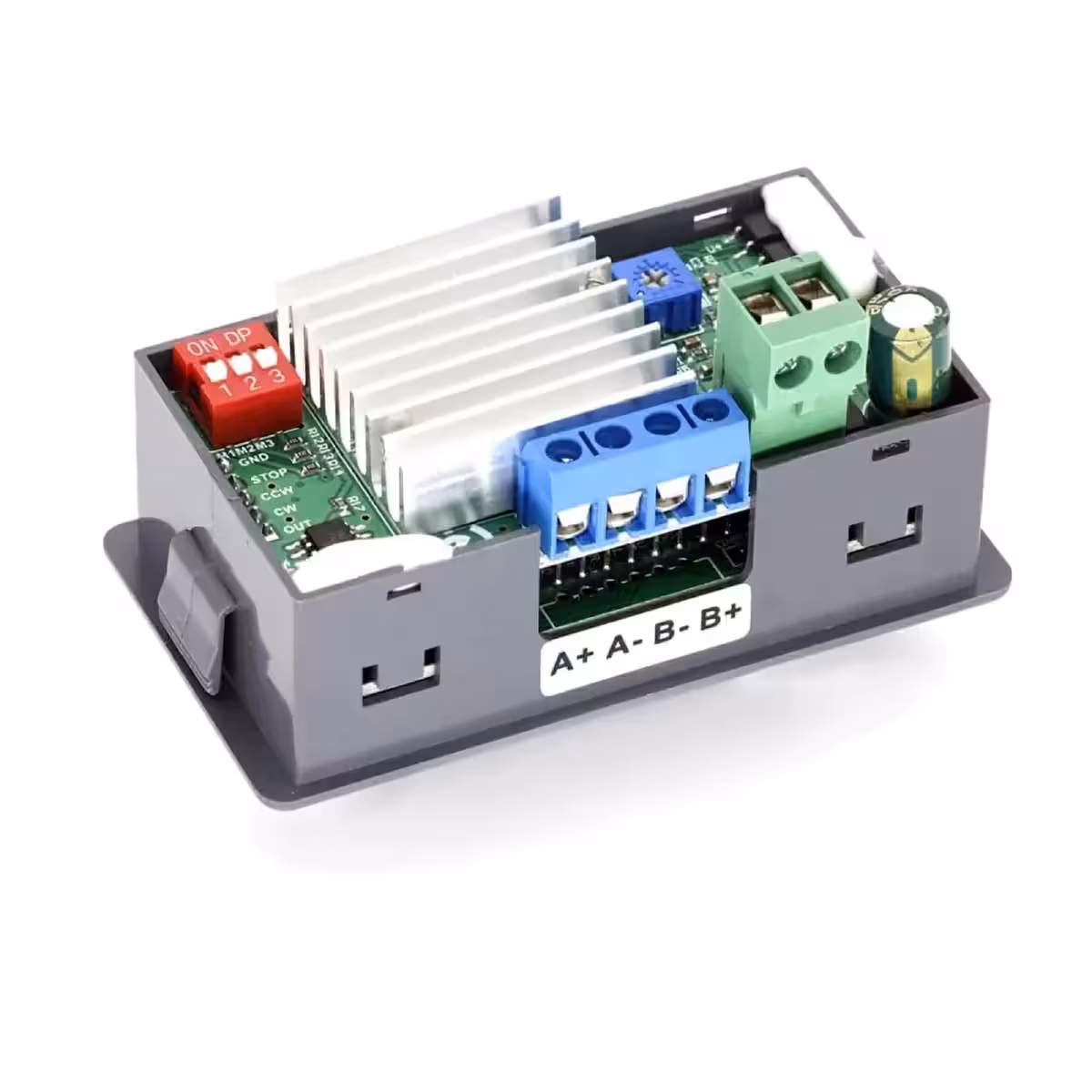 Aizmugures skats uz CNC stepper vadības moduļa termināļiem