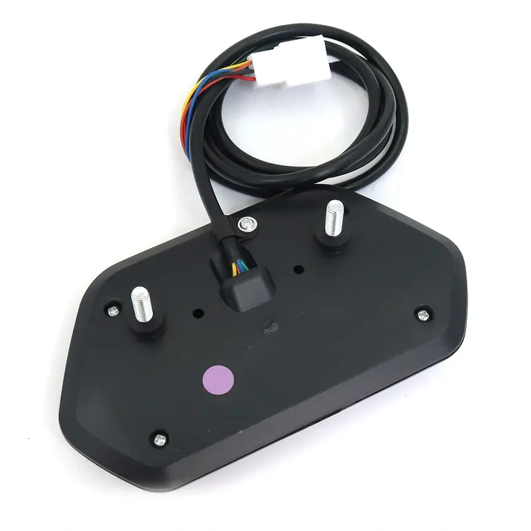 Klaršs un salasāms skūtera panelis