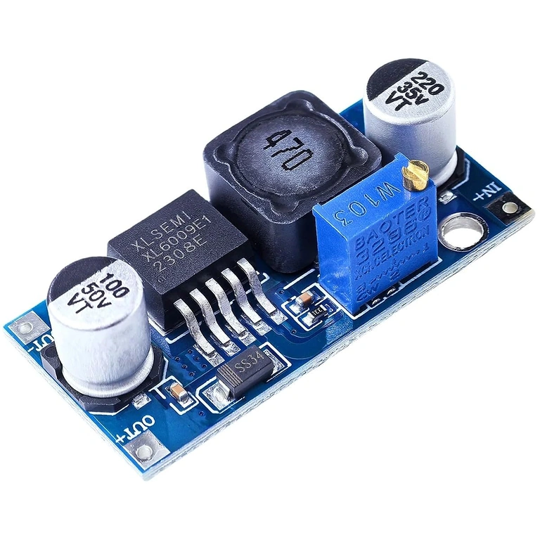 Attēls ar XL6009 moduļa galvenajām komponentēm