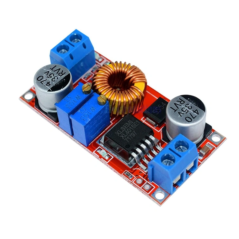 XL4015 DC-DC regulējams – slīpais skats