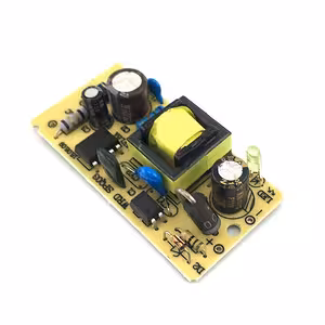 Stabilizēts 5V 2A barošanas avots – universāls DC adapteris LED, routerim, kamerai