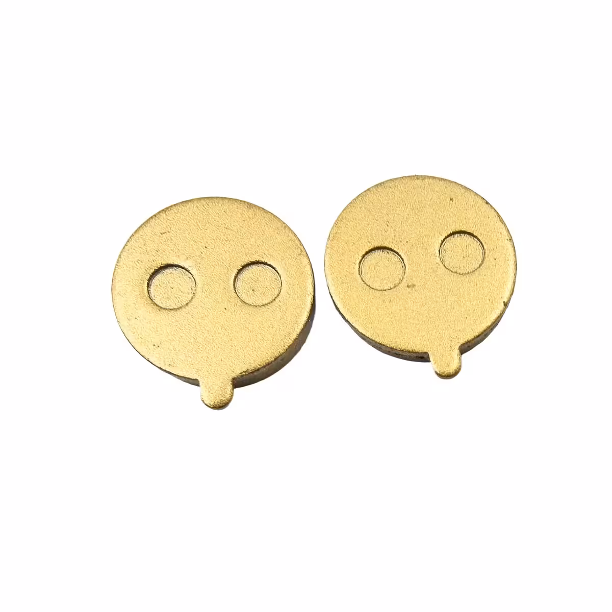 Efektīvi bremžu kluči lietus laikā, nodrošina drošu un stabilu bremzēšanu