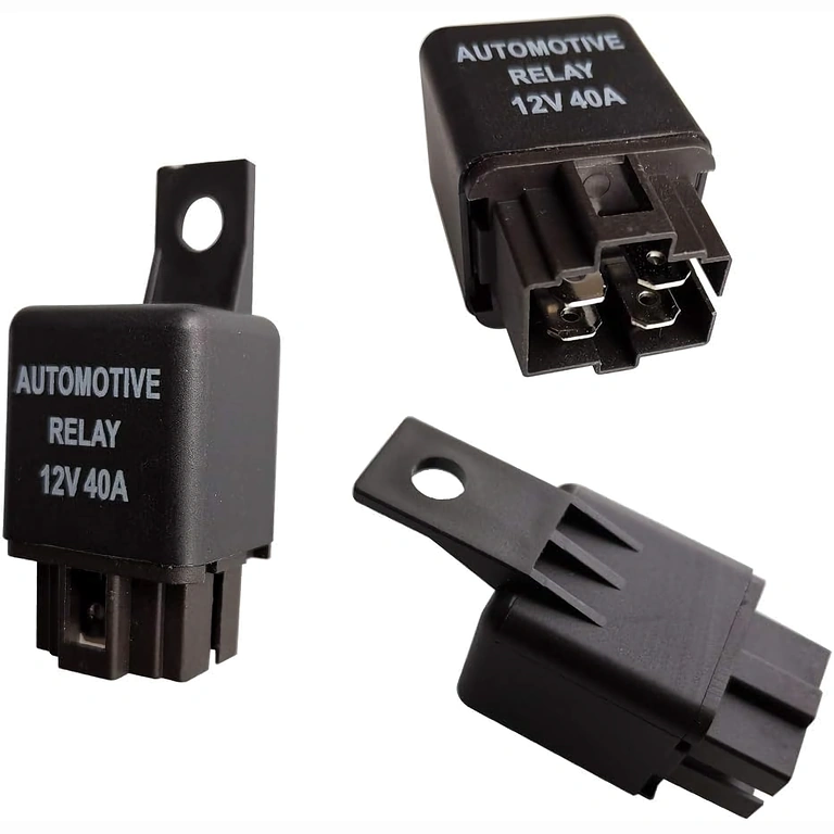 Auto releja 12V 4 pini kontakta detalizējums drošai pieslēgšanai