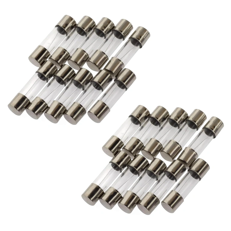 Stikla drošinātājs 10A 5x20 mm uzstādīts ierīcē